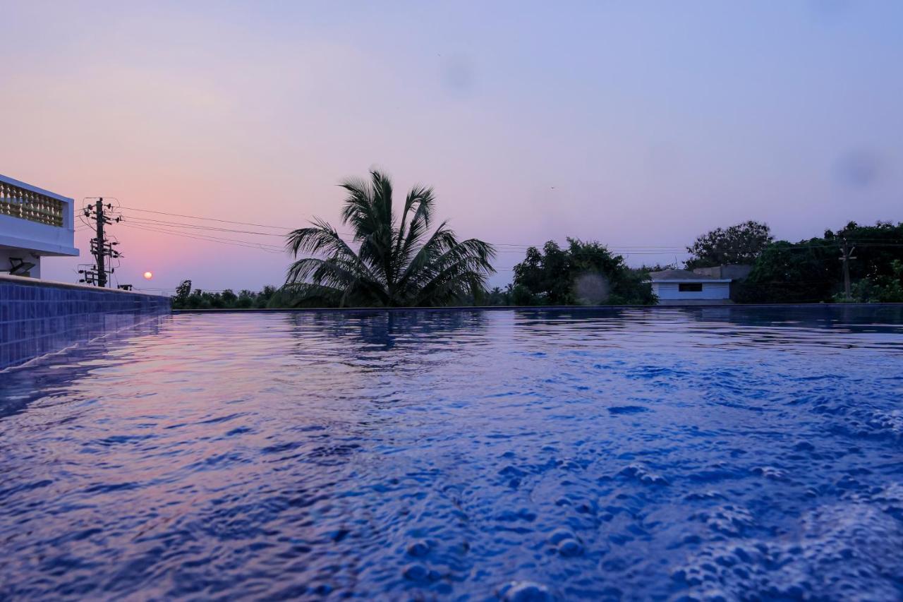 Sparv Aulakhs Resort 曼德姆 外观 照片
