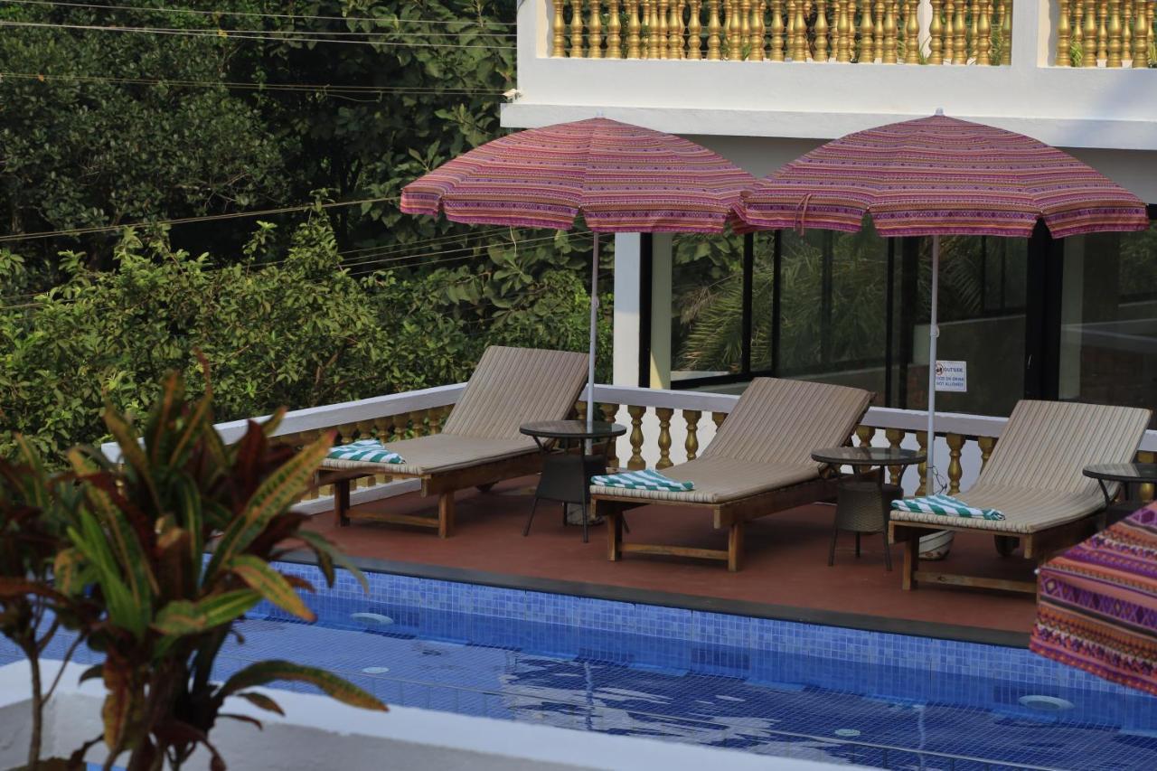 Sparv Aulakhs Resort 曼德姆 外观 照片