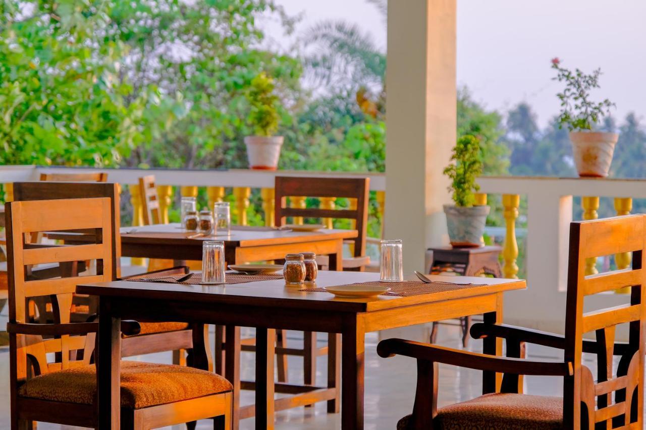 Sparv Aulakhs Resort 曼德姆 外观 照片