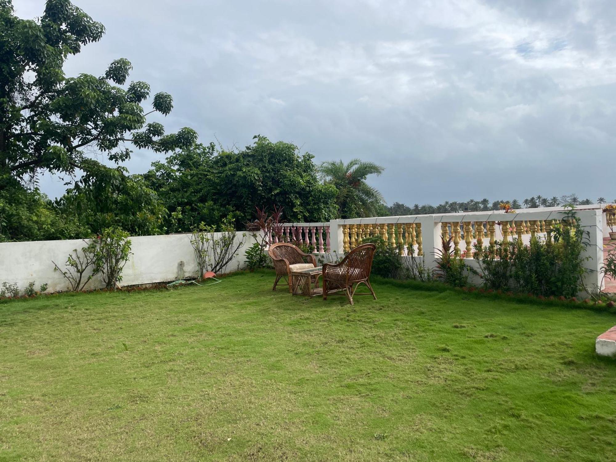 Sparv Aulakhs Resort 曼德姆 外观 照片