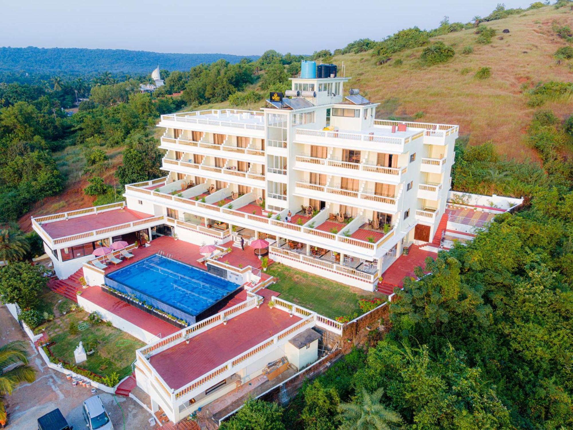 Sparv Aulakhs Resort 曼德姆 外观 照片